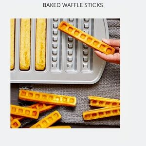 Pampered Chef Silver Mini Waffle Stick Pan - 7 Cavities